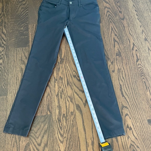 LULULEMON Skinny-Fit Pant 30” Warpstream 31 Waist. - Picture 4 of 4